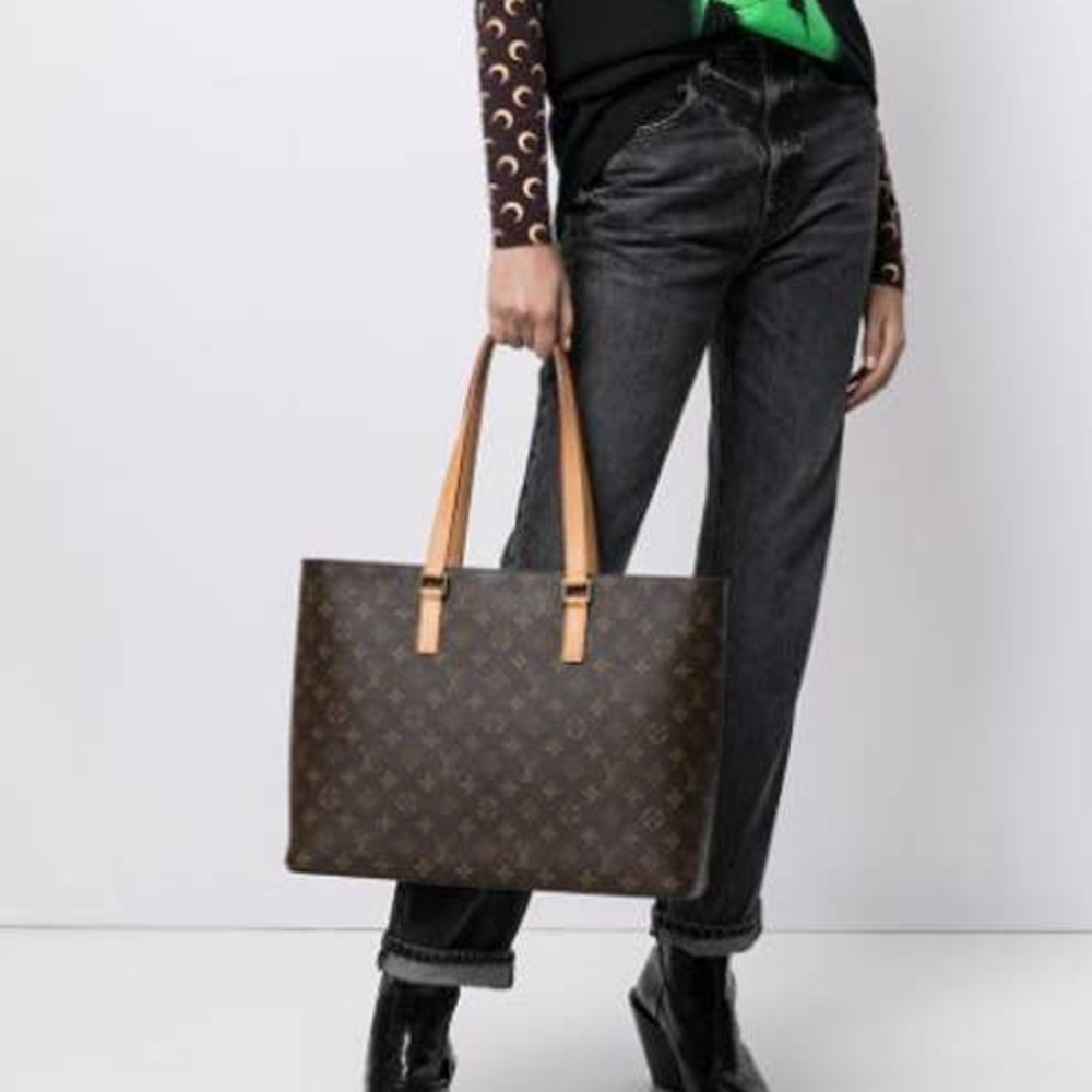 💎✨STUNNING✨💎 LOUIS VUITTON Monogram Luco Tote Bag